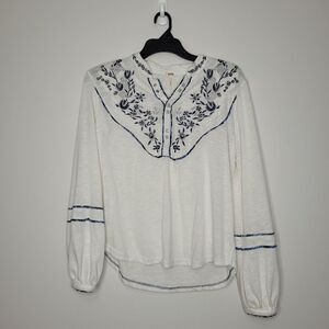 Free People Sundance Kid Embroidered Henley western pearl snap top white blue